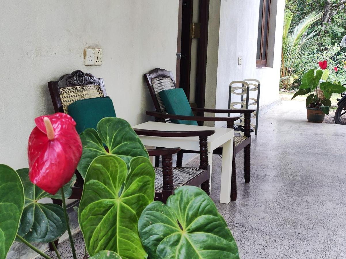 Schatzi'S Hideaway Tangalle Exterior photo