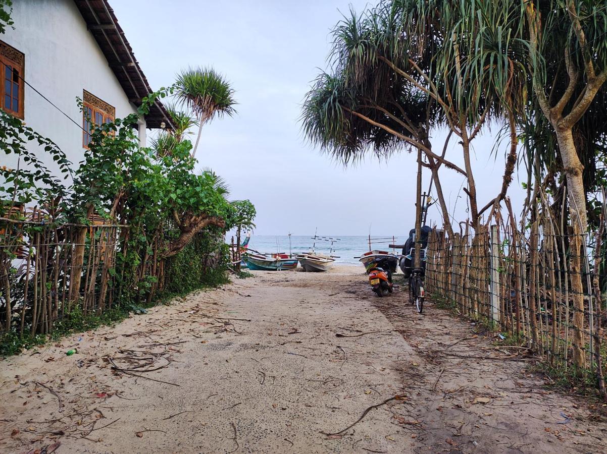 Schatzi'S Hideaway Tangalle Exterior photo
